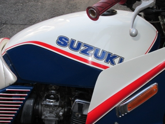 SUZUKI GSX400F バイクの詳細情報 バイクショップゼロ 旧車バイクの販売・買取専門店