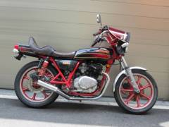 KAWASAKIのZ250FT