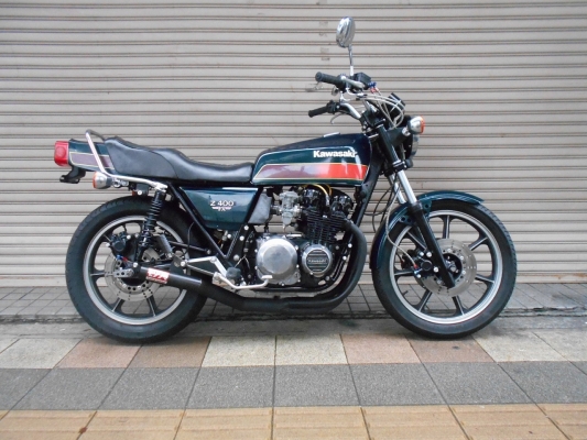 KAWASAKIのバイクZ550FX400登録極上車