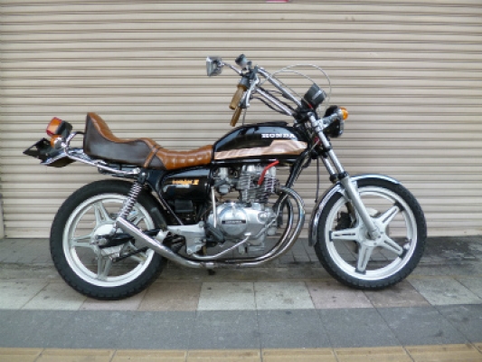 cb250t チョビ三段シート-